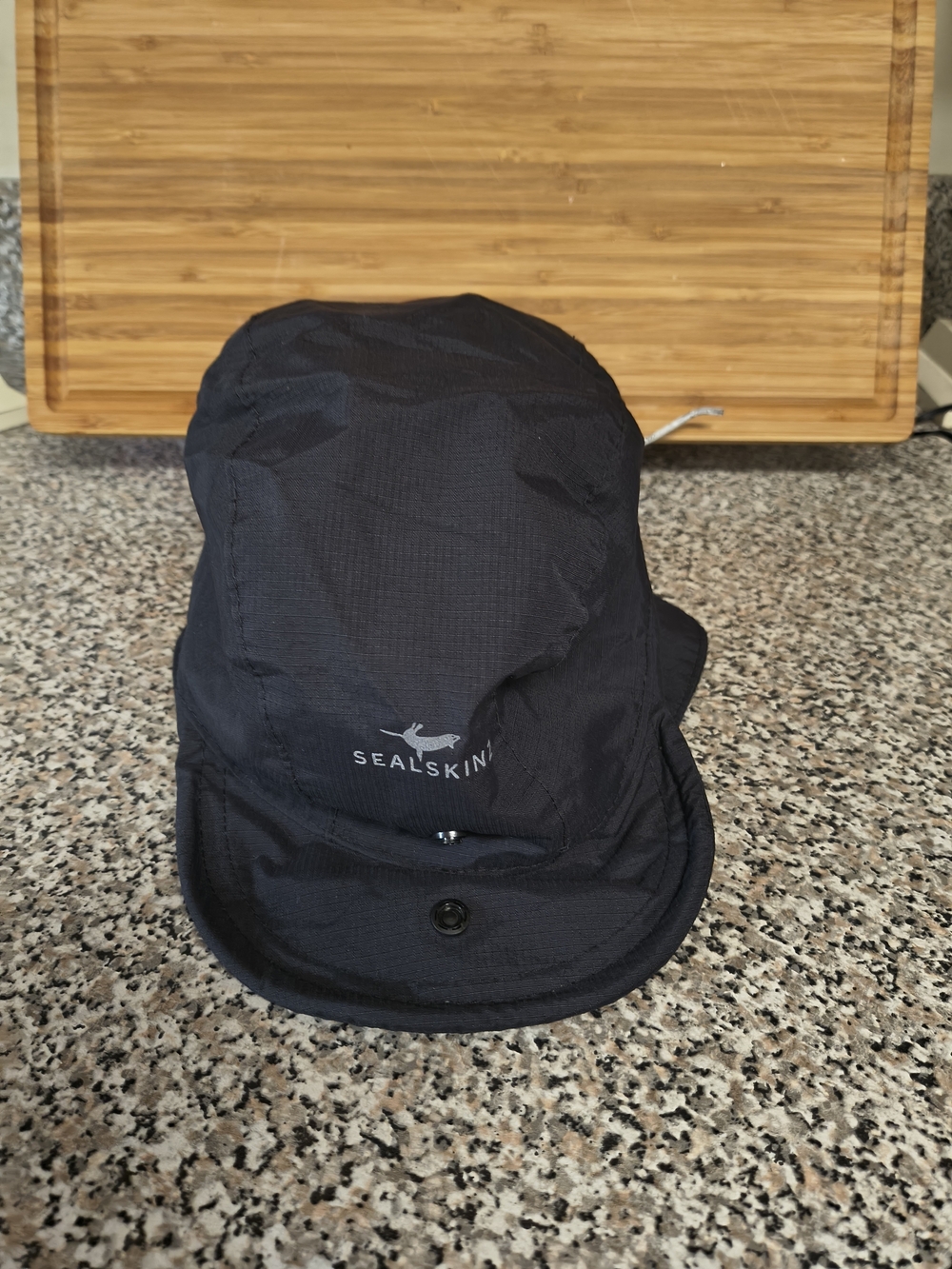 Sealskinz Kirstead Waterproof Extreme Cold Weather Hat - Size Small, Black